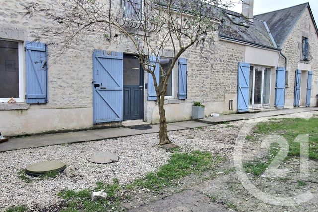 Maison à vendre - 4 pièces - 94 m2 - Villamblain - 45 - CENTRE